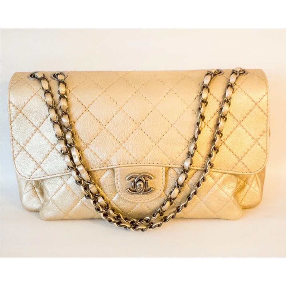 CHANEL GOLD FLAP RARE SHOULDER BAG. ENTRUPY AUTHENTICATED